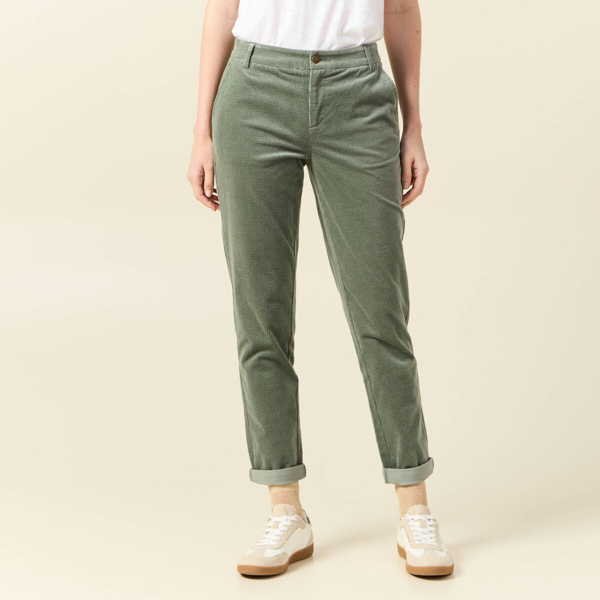 Pantalon chino velours c&ocirc;tel&eacute; vert kaki femme