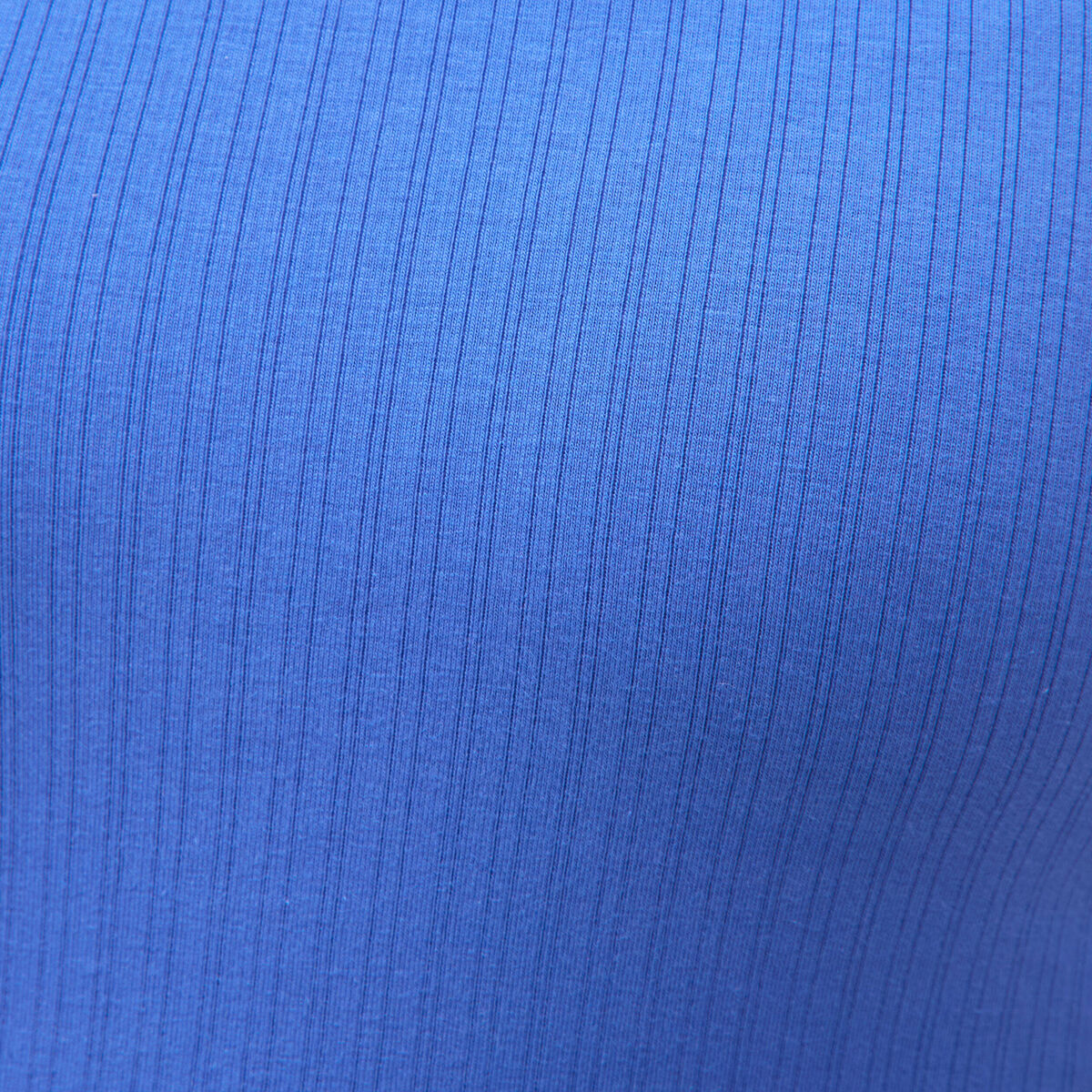 D&eacute;bardeur 2 en 1 avec brassi&egrave;re int&eacute;gr&eacute;e bleu electrique femme