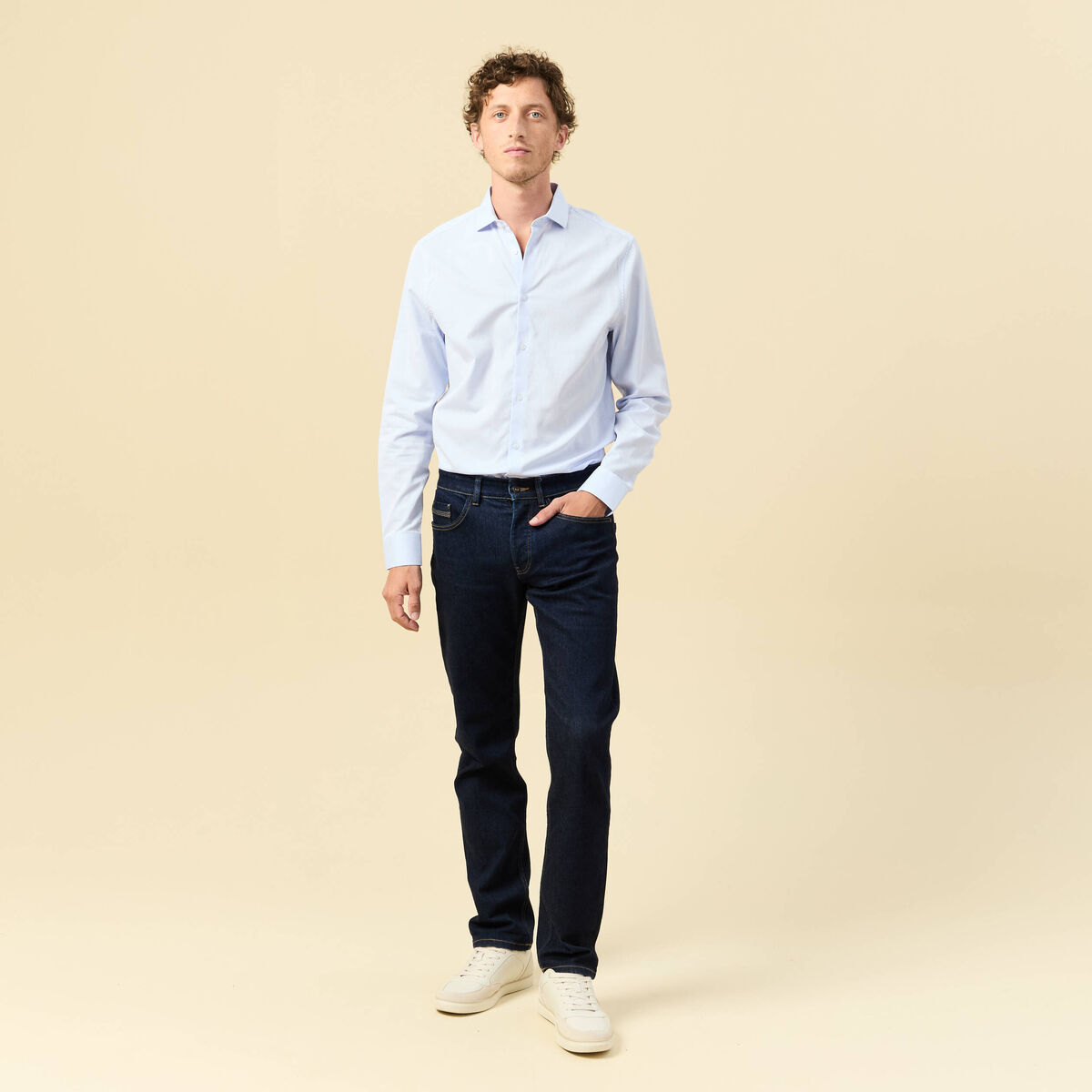 Chemise droite courte col italien bleu ciel homme