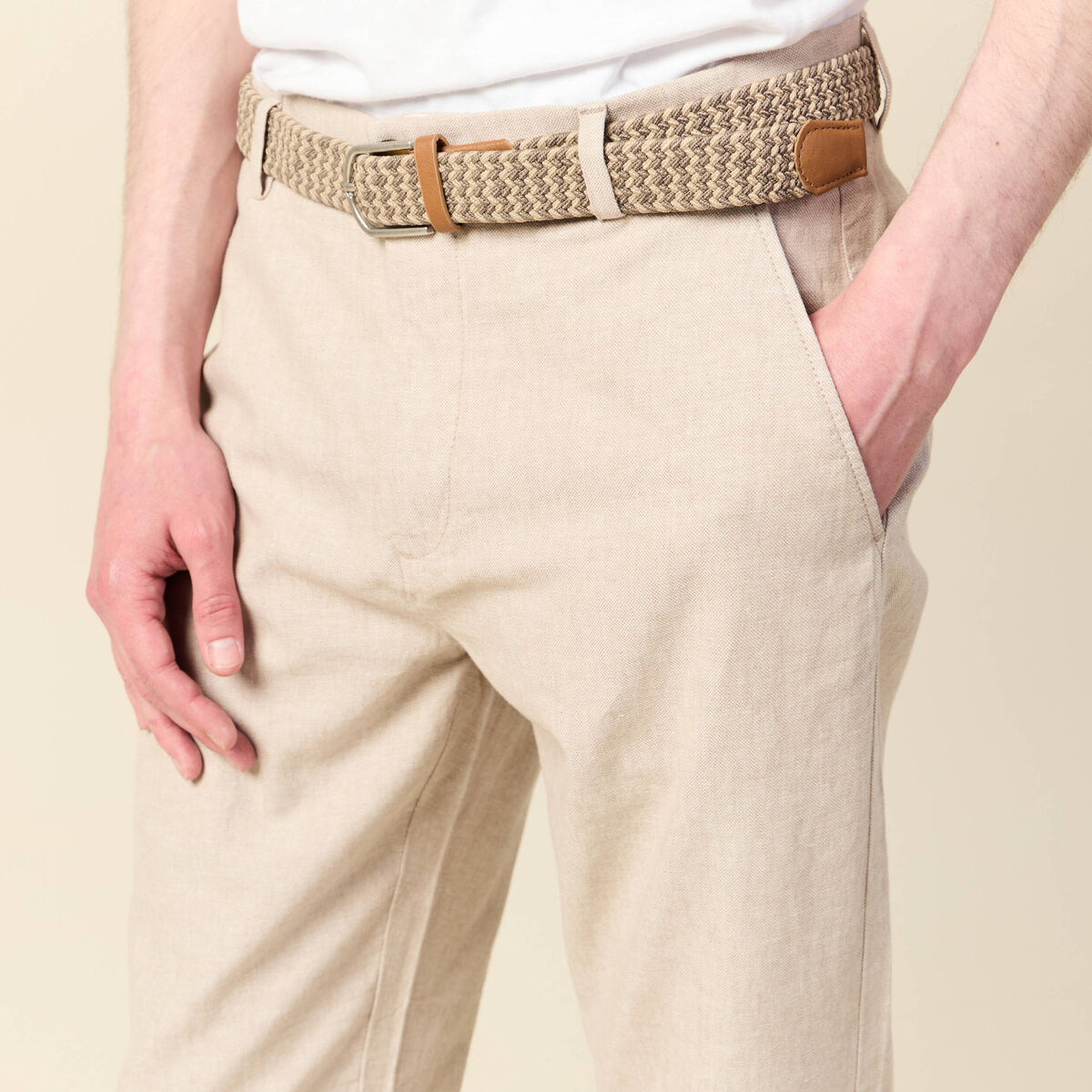 Pantalon chino longueur 32 avec ceinture beige homme