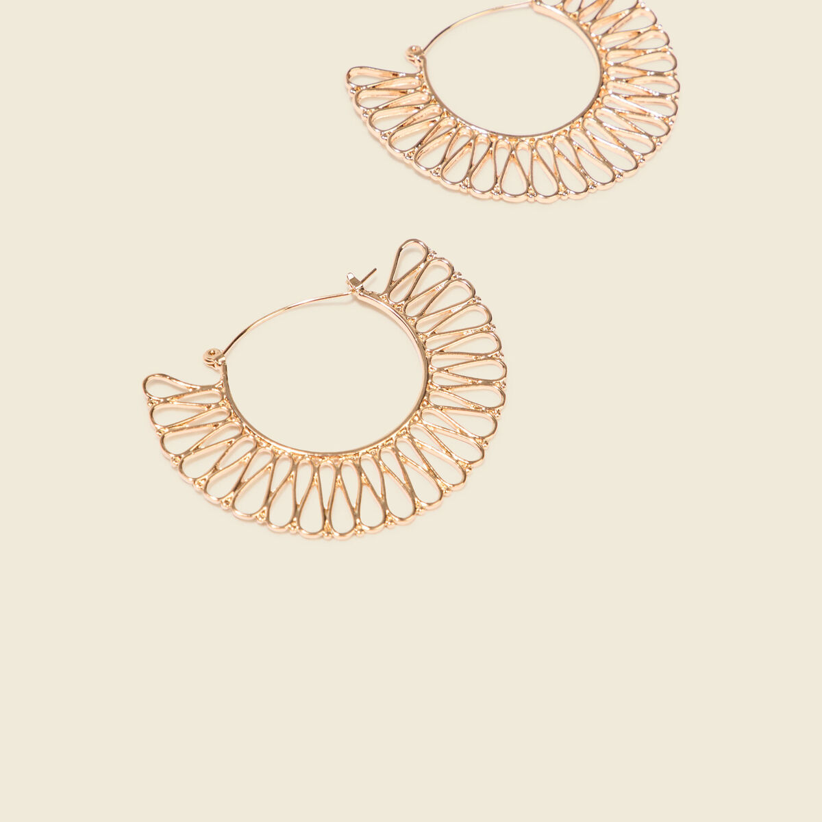 Boucles d'oreilles créoles couleur or femme