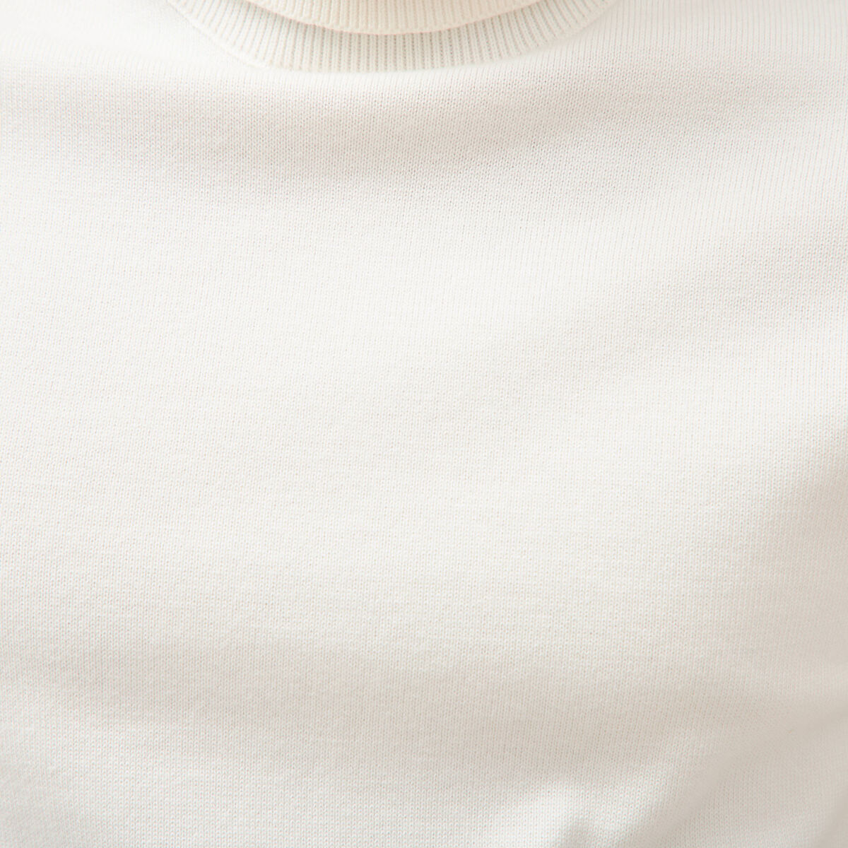 Pull fin col montant manches longues ecru homme