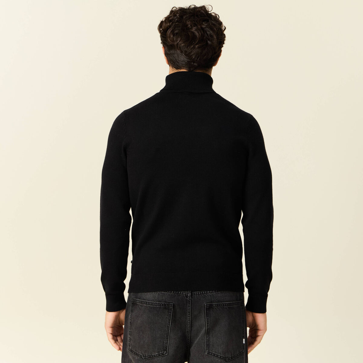 Pull manches longues noir homme