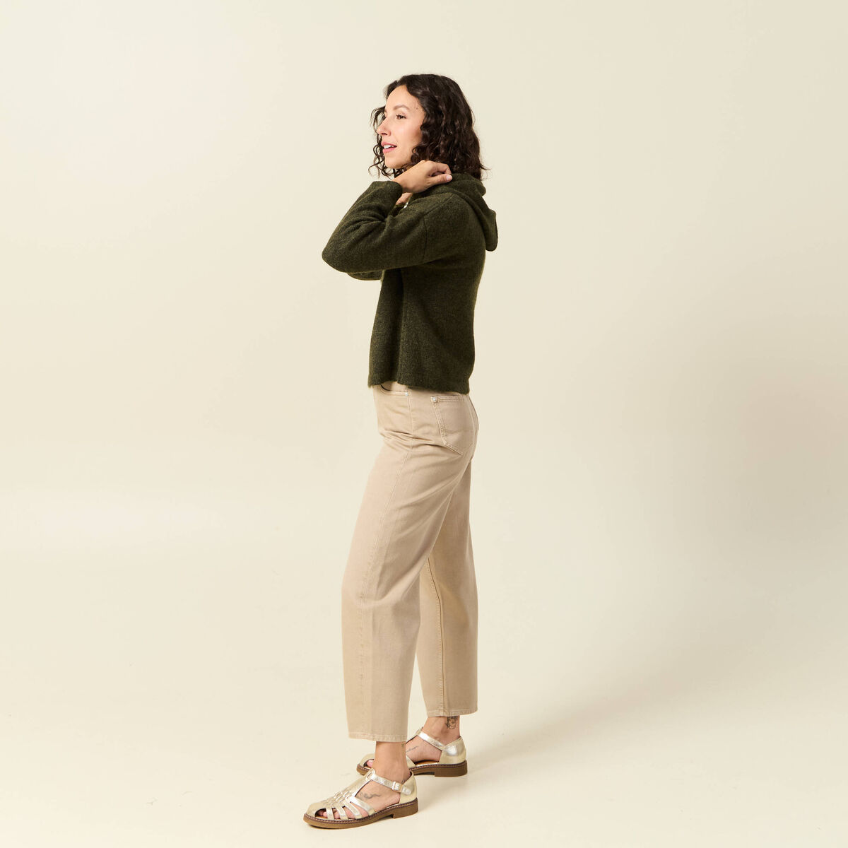 Pull &agrave; capuche zipp&eacute; vert kaki femme