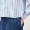Chemise droite manches longues ray&eacute;e bleu clair femme