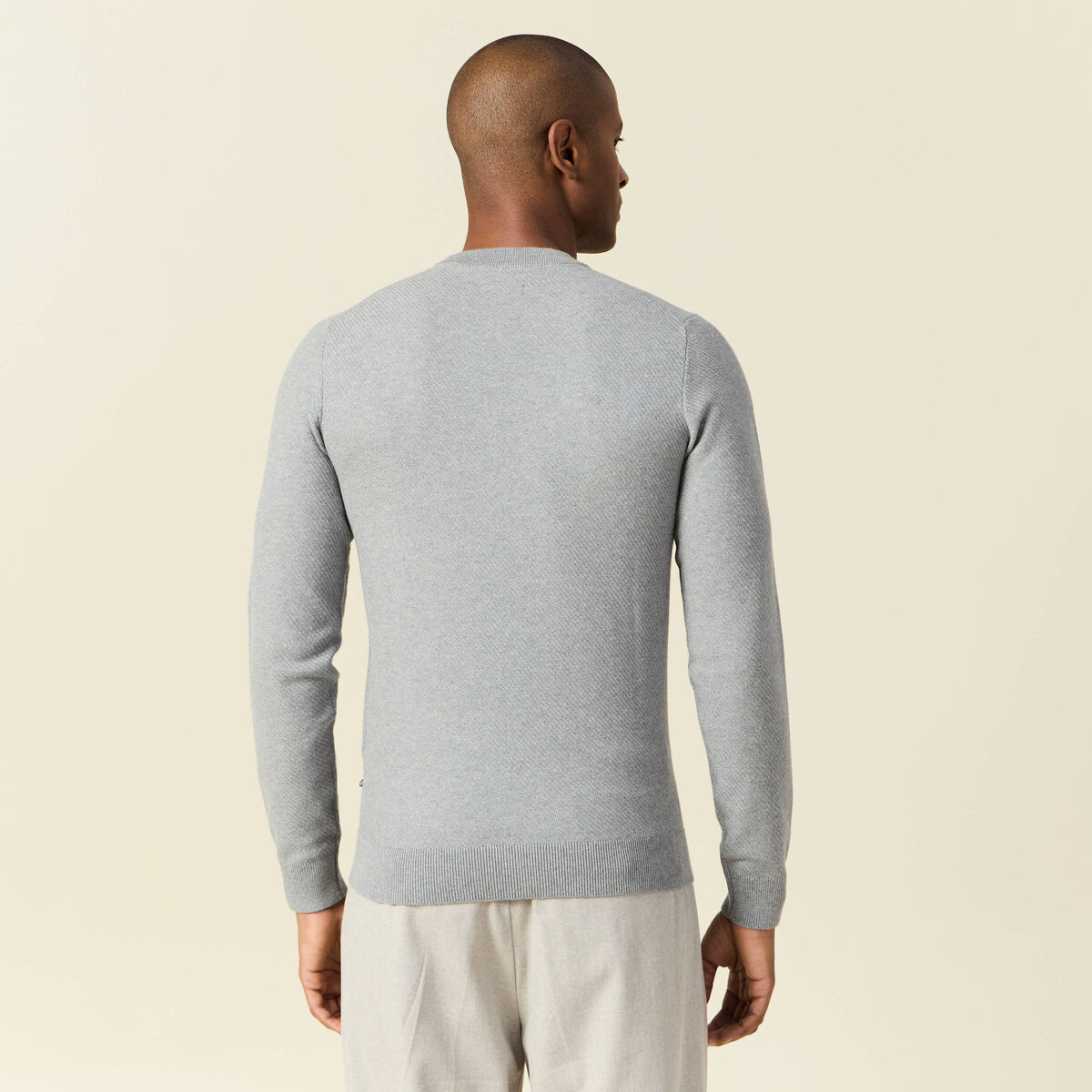 Pull manches longues gris homme