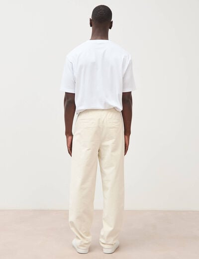 Pantalon large en velours ecru homme