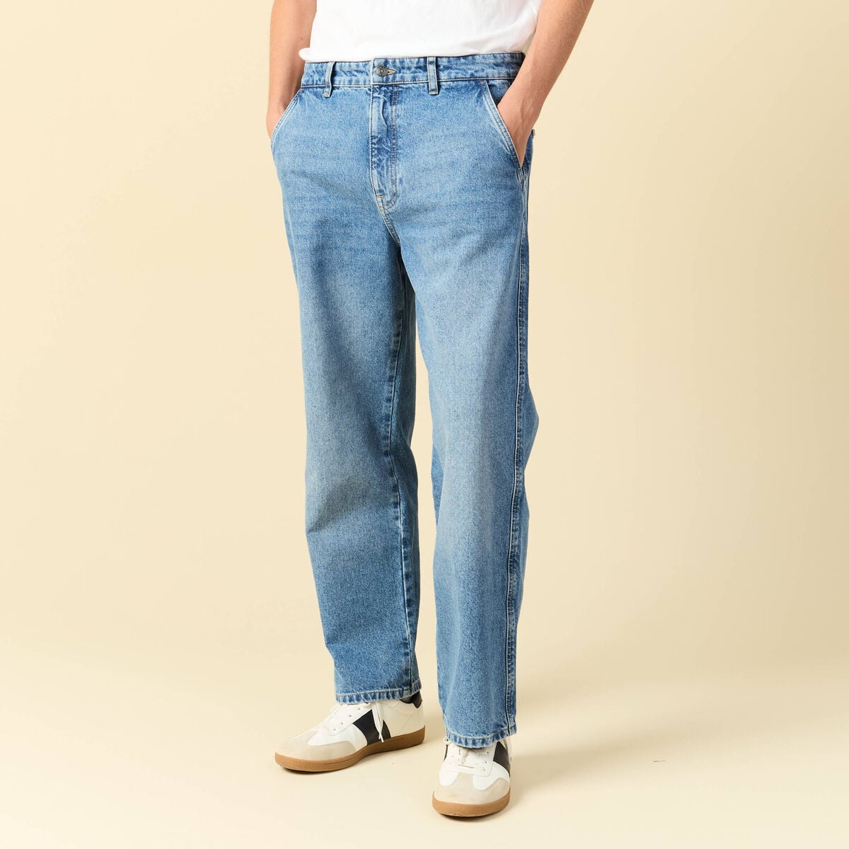 Jeans loose longueur 32 en coton denim bleach homme