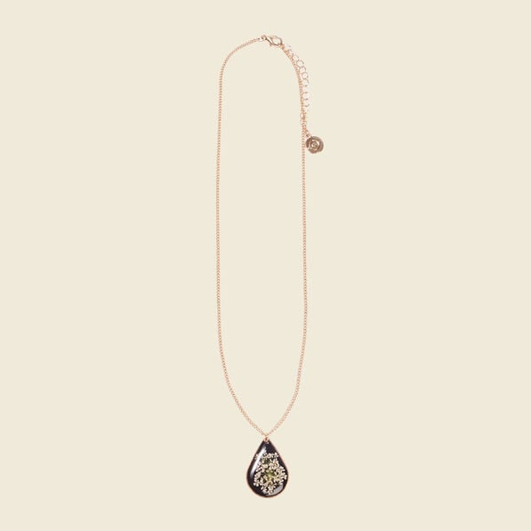 collier avec pendentif noir femme Collier avec pendentif noir femme