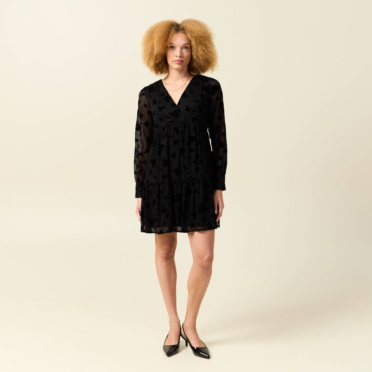 Robe manches longues en voile doubl&eacute;e noir femme