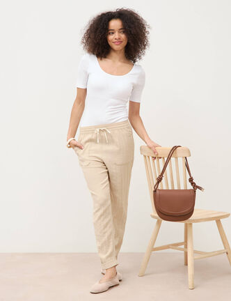 Pantalon taille standard bas resserr&eacute; beige femme