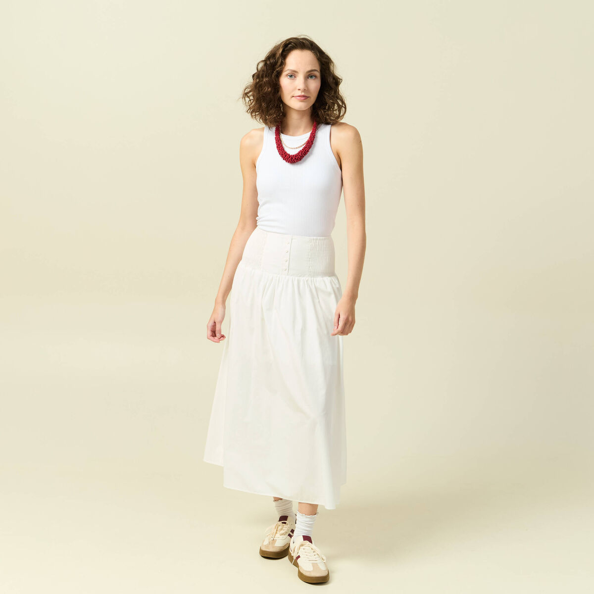 Jupe longue &eacute;vas&eacute;e en coton ecru femme