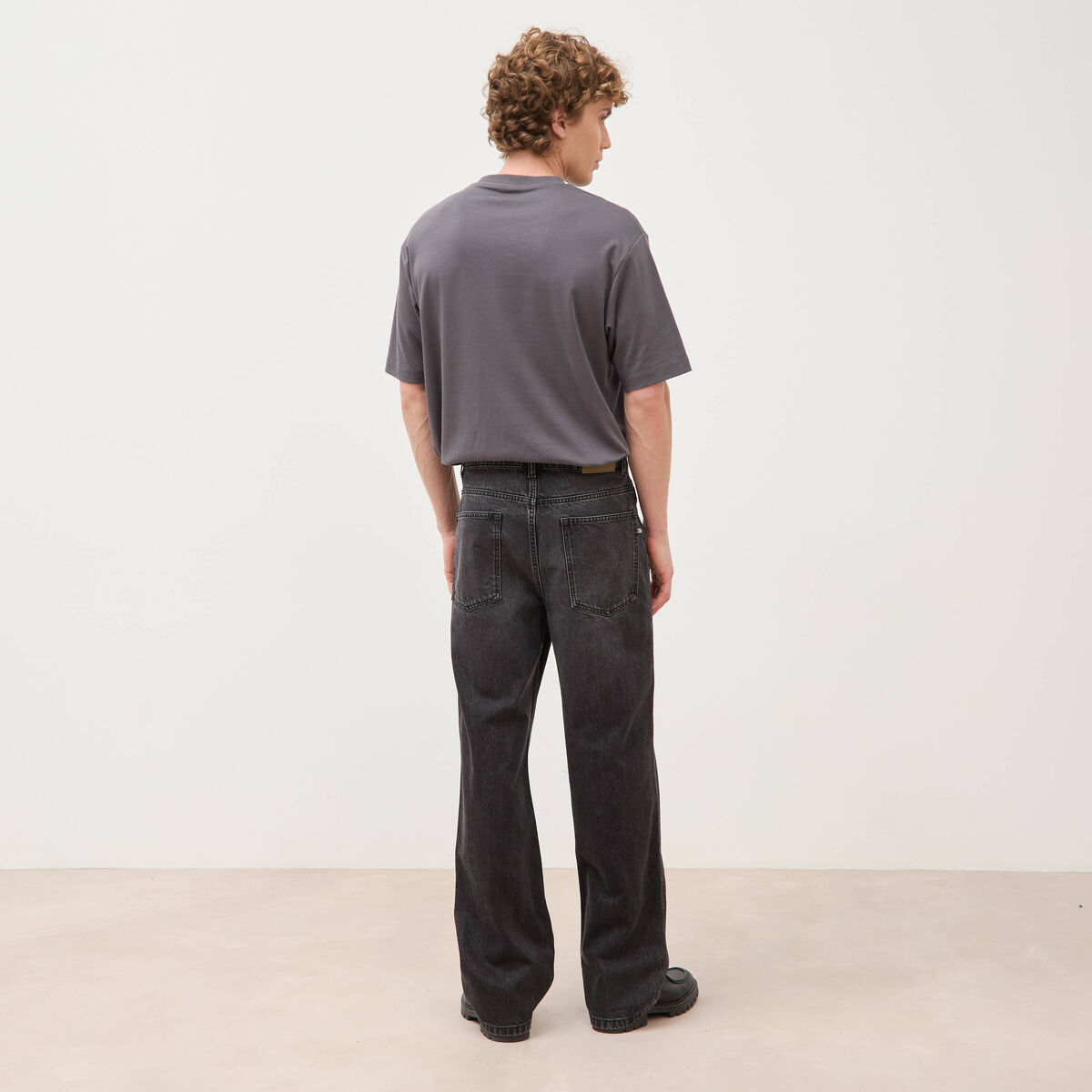 Jeans loose longueur 34 en coton denim snow noir homme