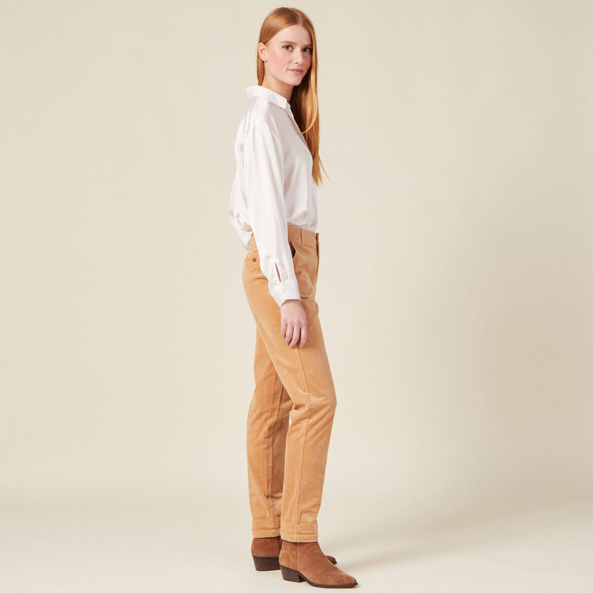 Pantalon chino velours côtelé marron clair femme