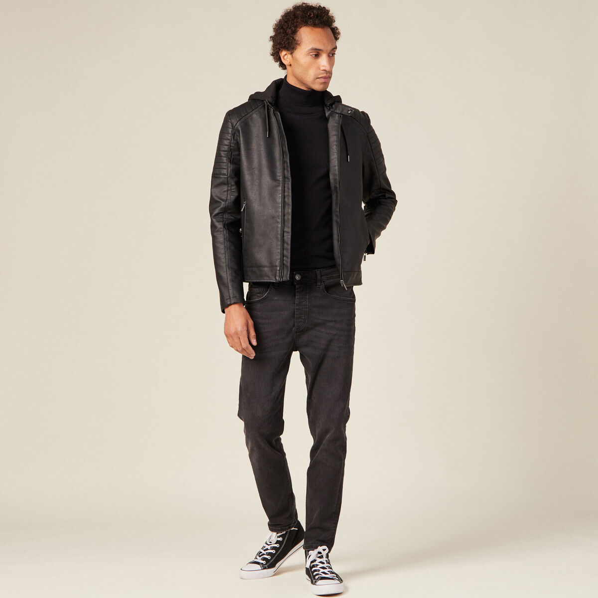 Veste droite avec capuche noir homme