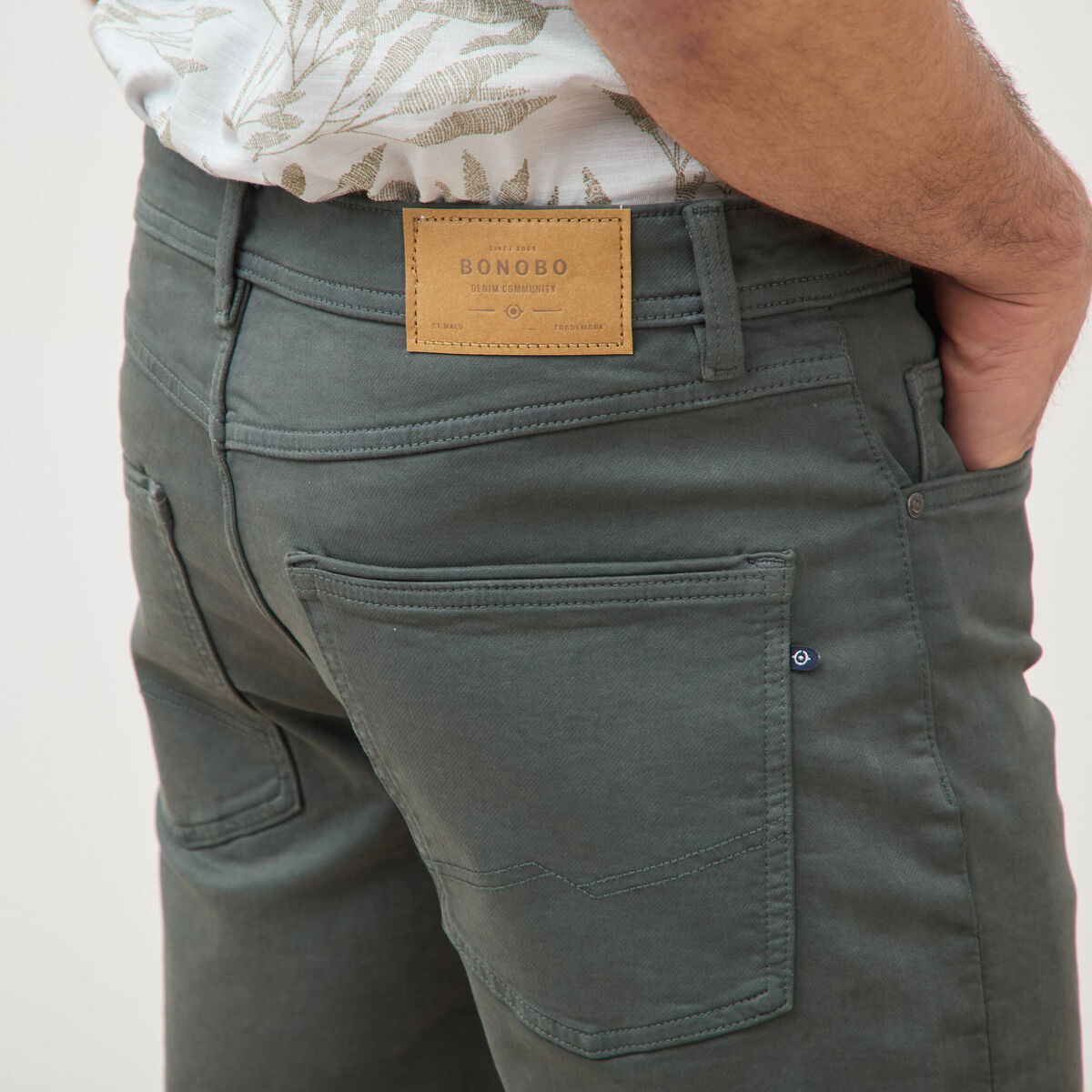 Bermuda vert kaki homme
