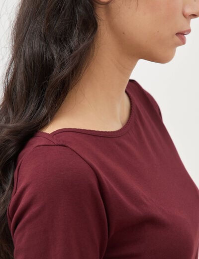T-shirt ajust&eacute; manches courtes bordeaux femme