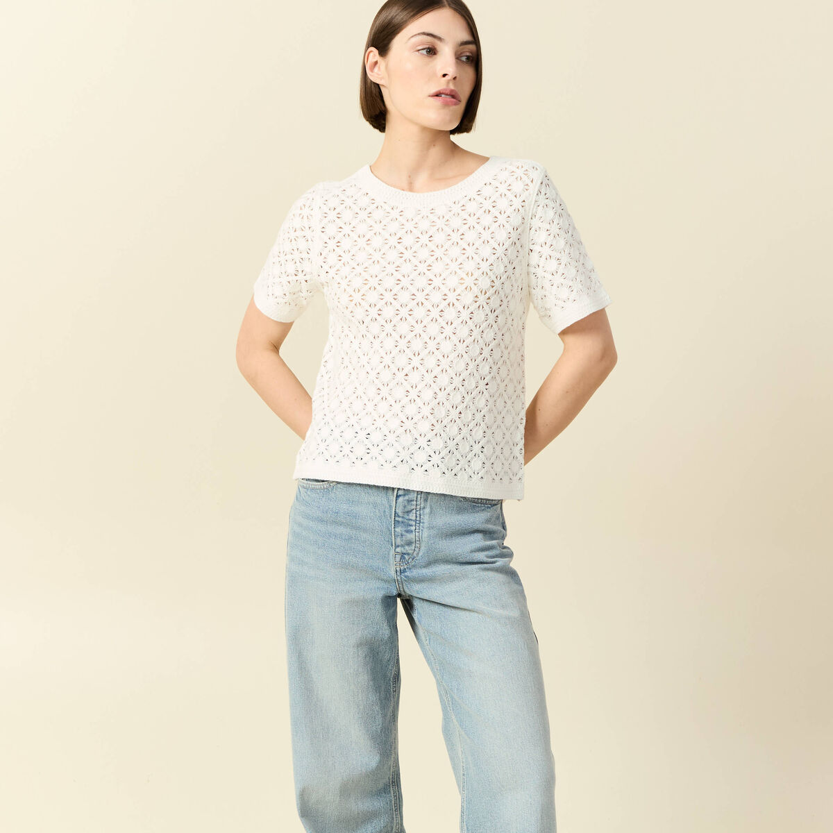 T-shirt ajour&eacute; col rond manches courtes ecru femme