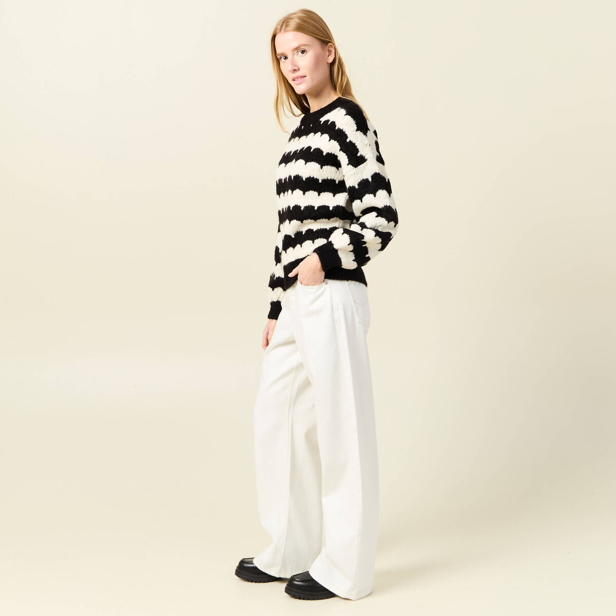 Pull manches longues noir femme