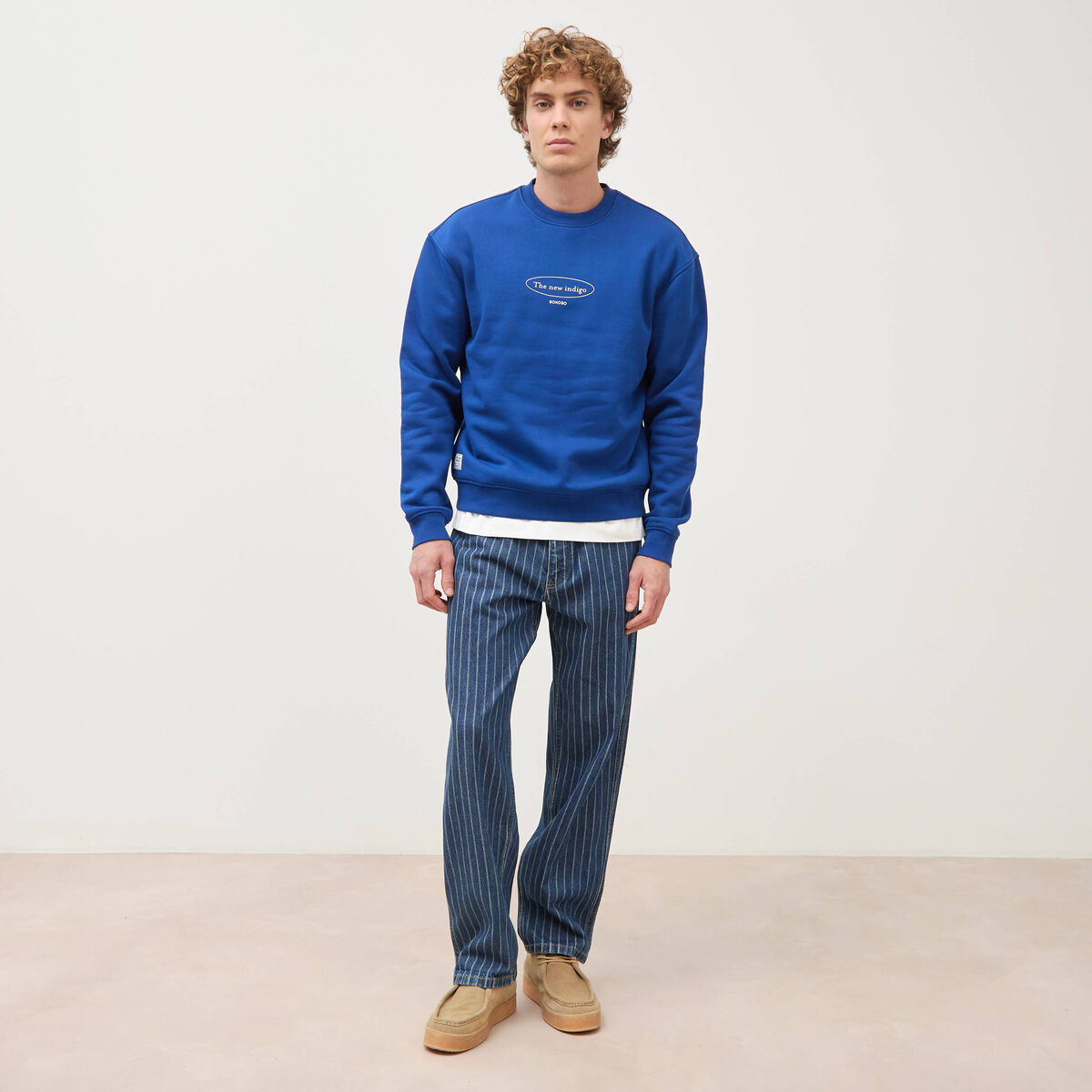 Sweat droit col rond manches longues bleu electrique homme