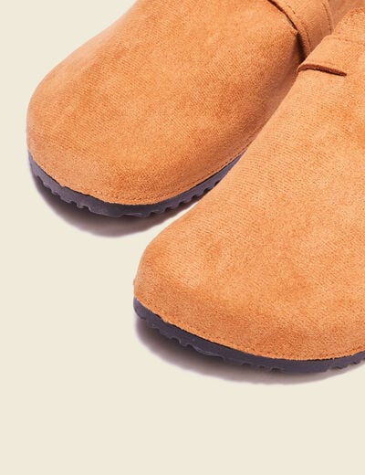 Mules plates su&eacute;dine camel femme