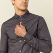 Col cintr&eacute; en coton manches longues gris fonc&eacute; homme