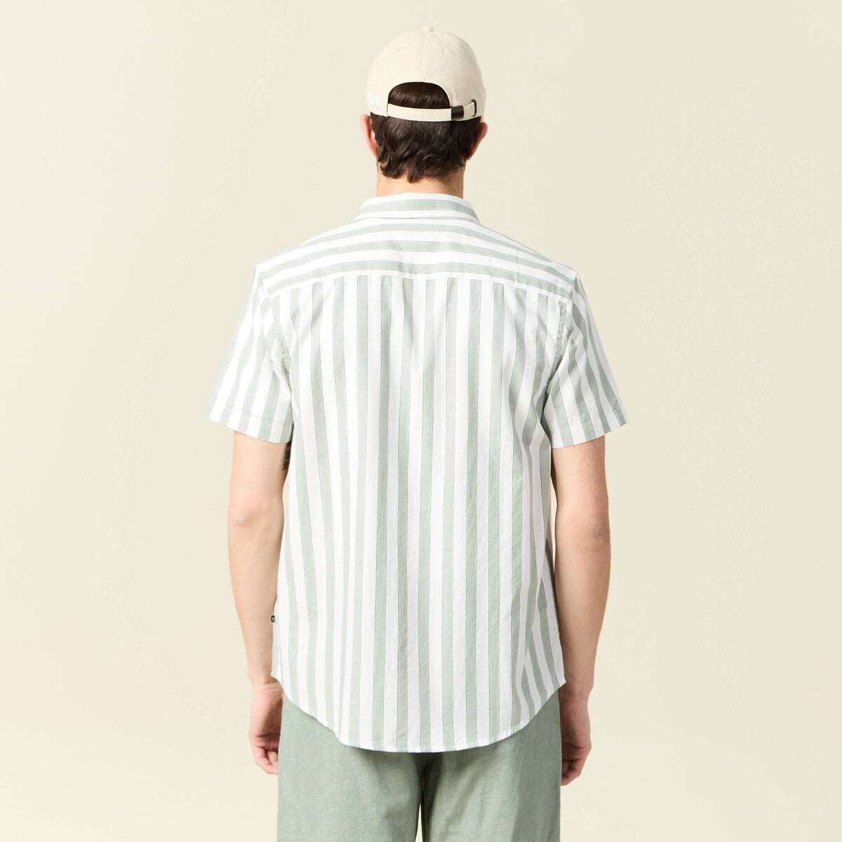 Chemise manches courtes vert olive homme