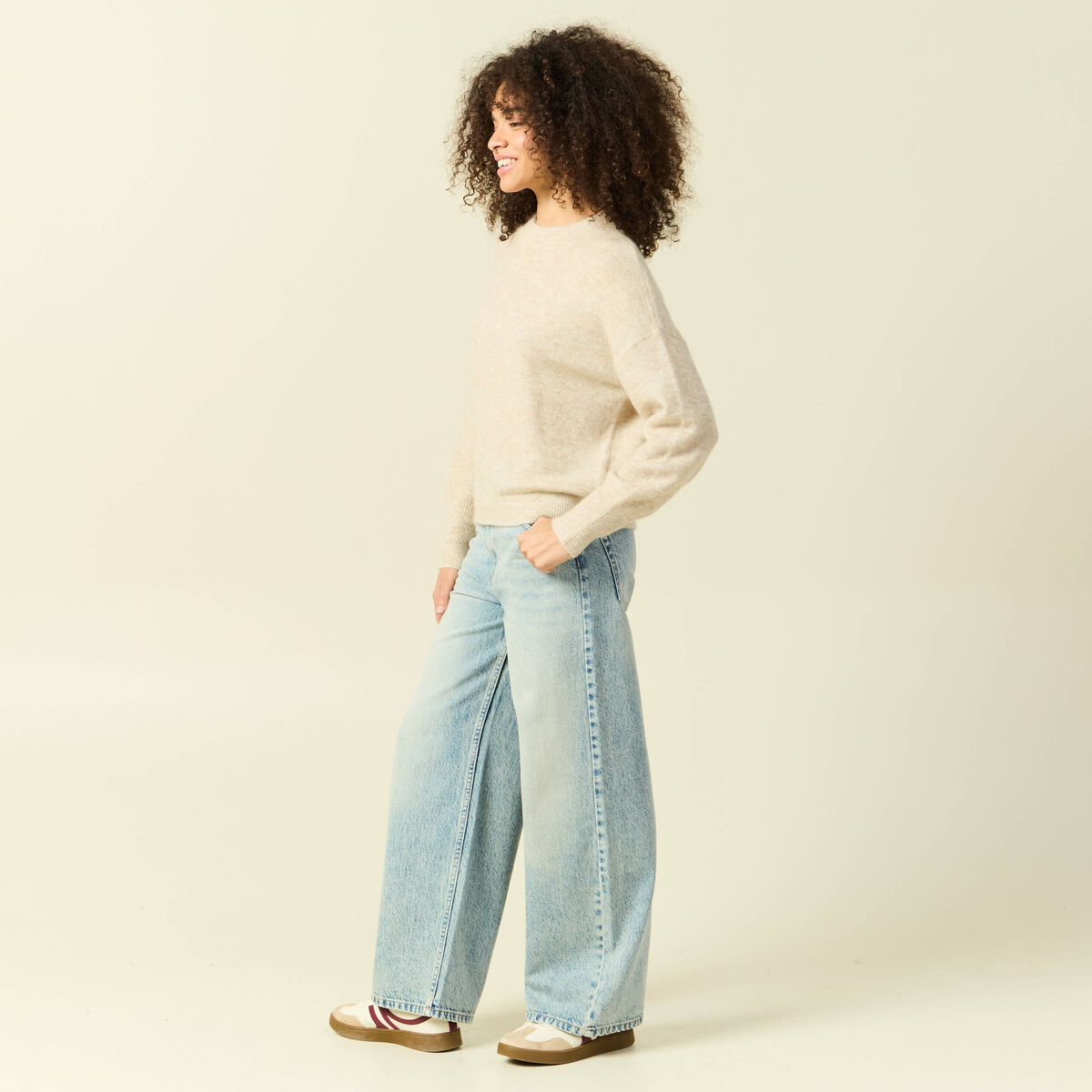 Pull col rond manches longues beige femme