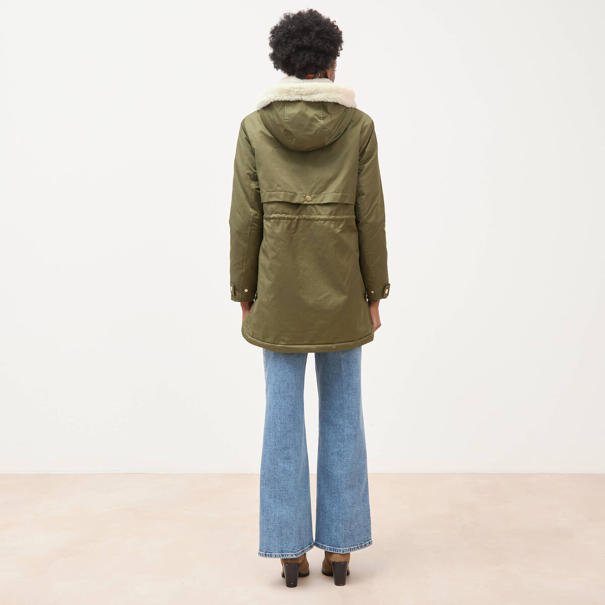 Parka droite &agrave; capuche vert kaki femme