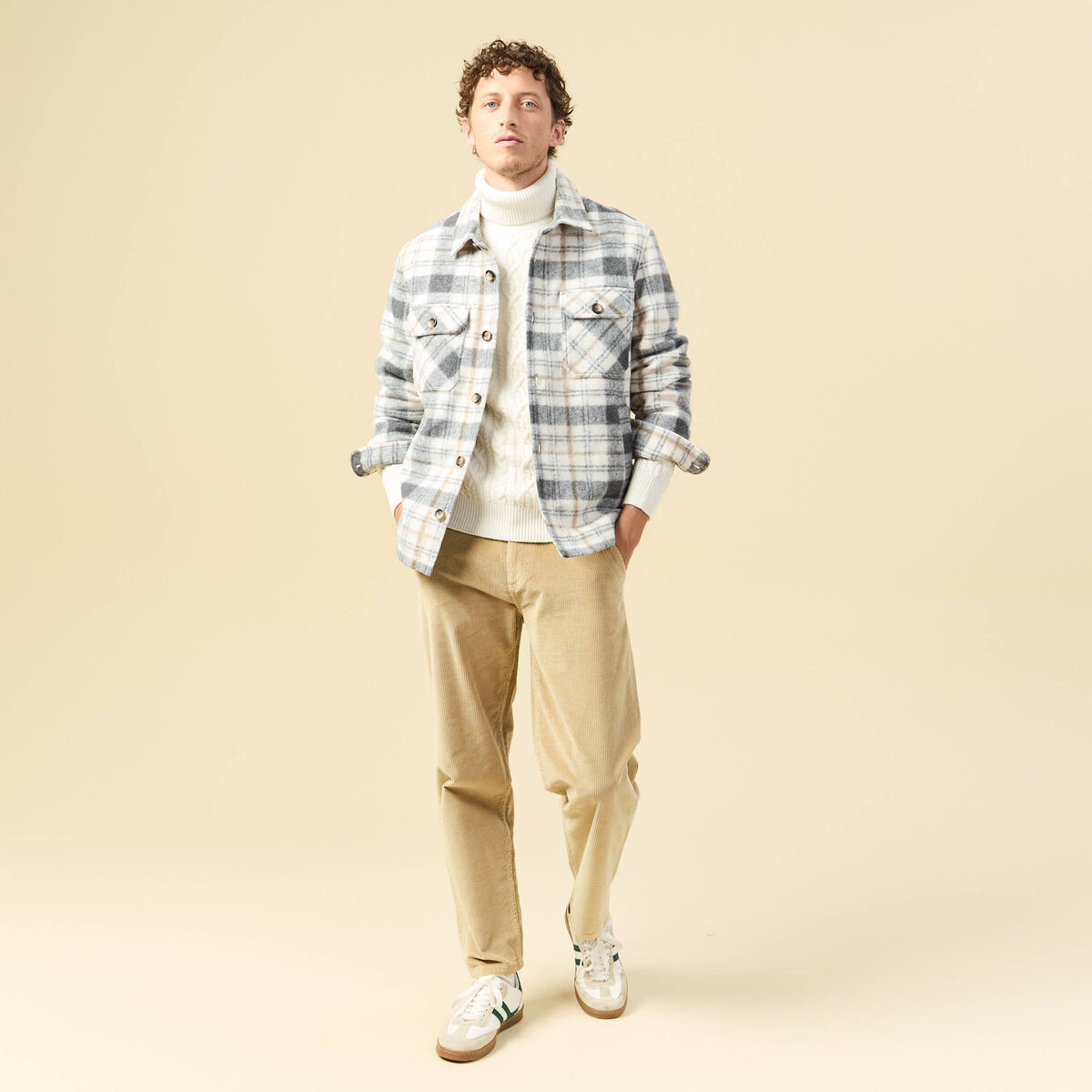 Surchemise oversize courte doubl&eacute;e gris homme