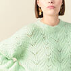 Pull ajour&eacute; droit court manches longues vert pastel femme
