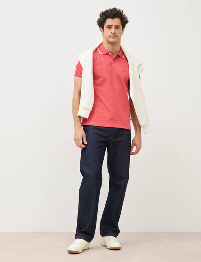 Polo cintr&eacute; en coton manches courtes rouge corail homme