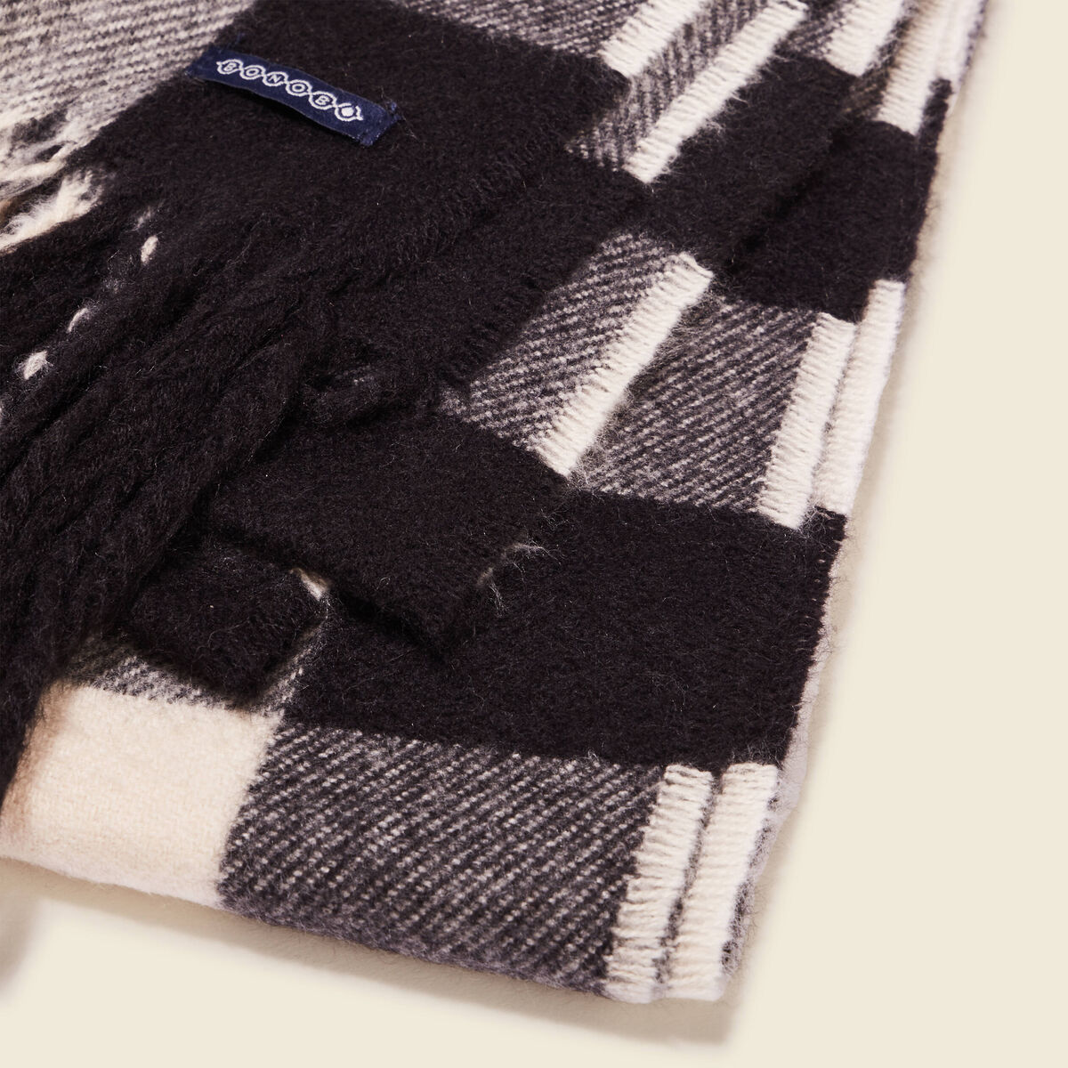Écharpe avec franges noir homme
