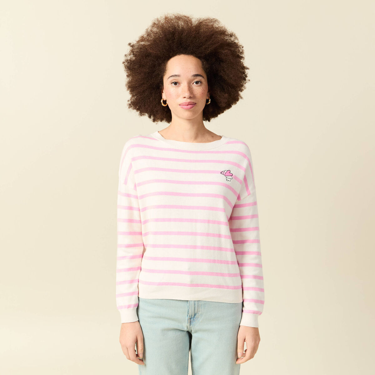 Pull col rond manches longues broderie rose clair femme