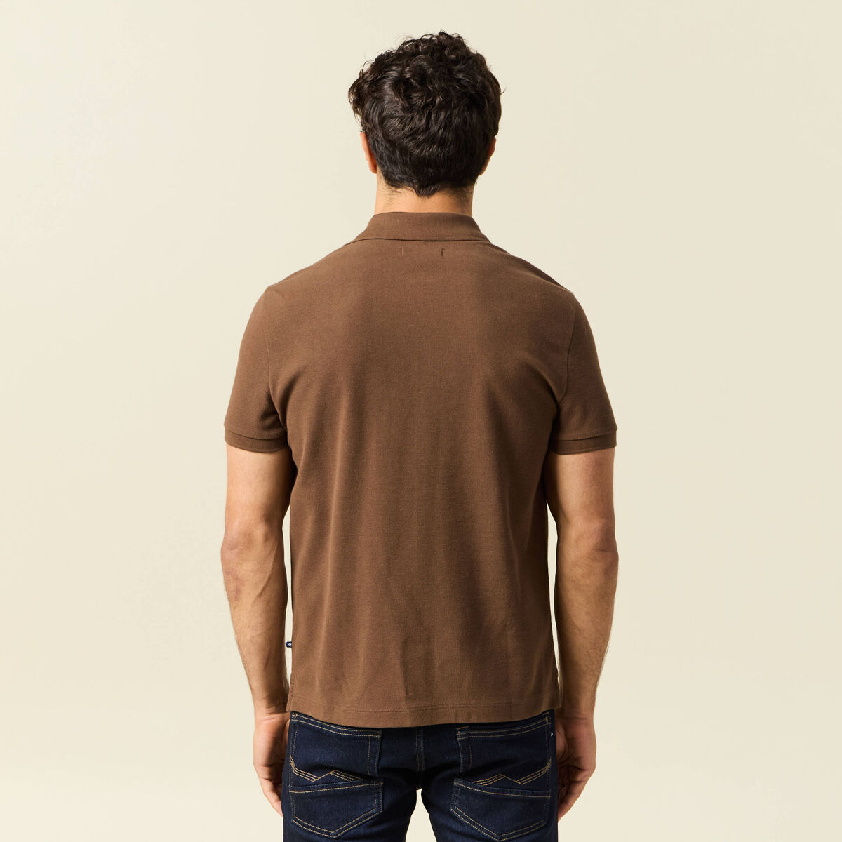 Polo cintr&eacute; col cubain manches courtes marron homme