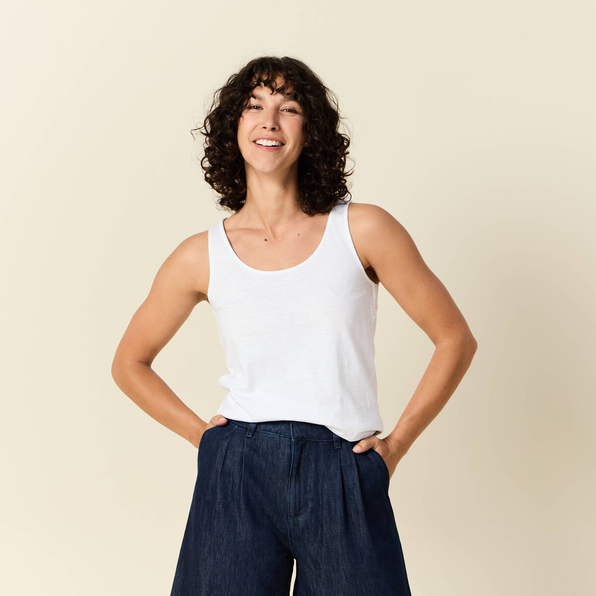 Débardeur sans manches ecru femme