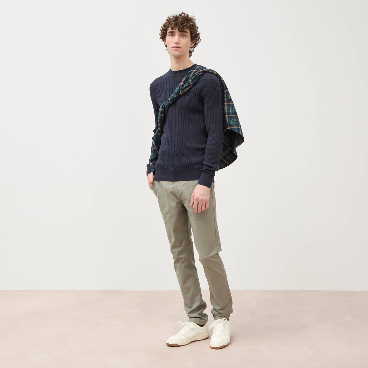 Pantalon chino slim vert kaki homme