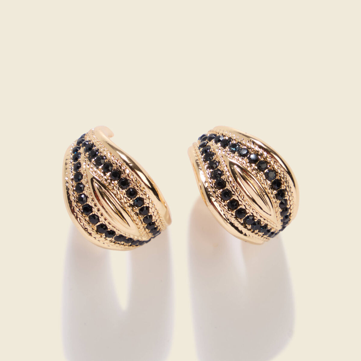 Boucles d'oreilles couleur or femme