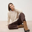 Pull droit col v manches longues creme femme