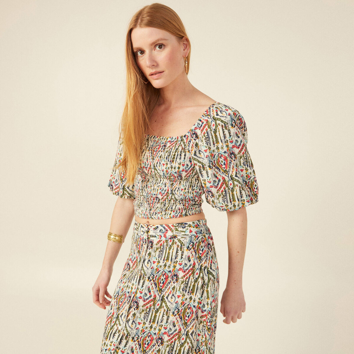 Blouse manches courtes smockée multicolore femme