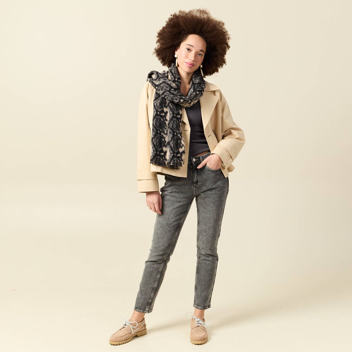 Trench oversize court col tailleur beige femme