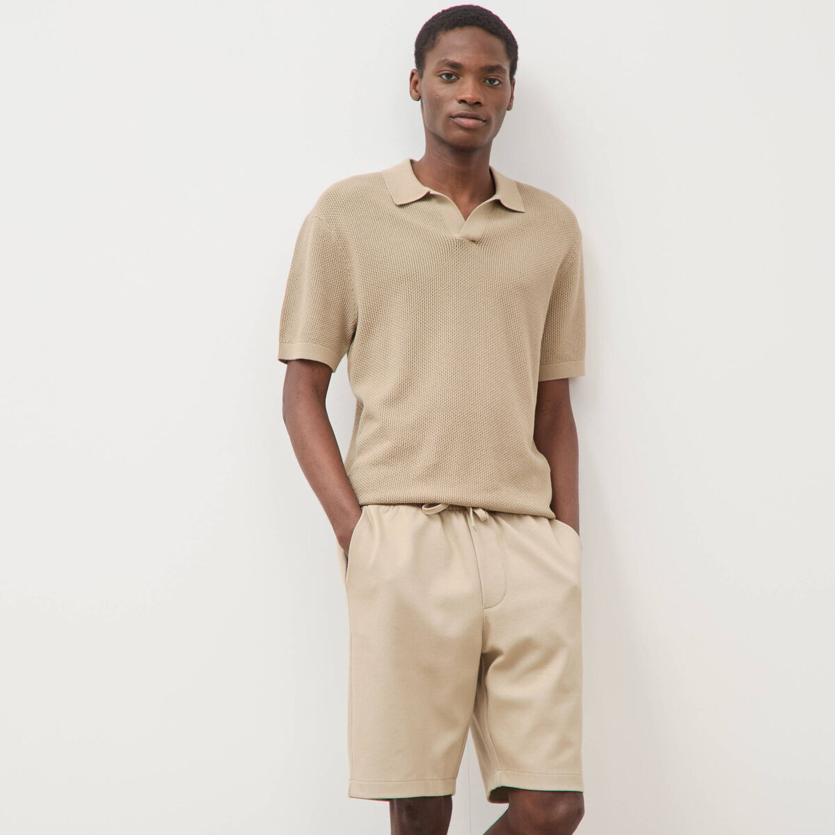 Bermuda droit &eacute;lastiqu&eacute; beige homme