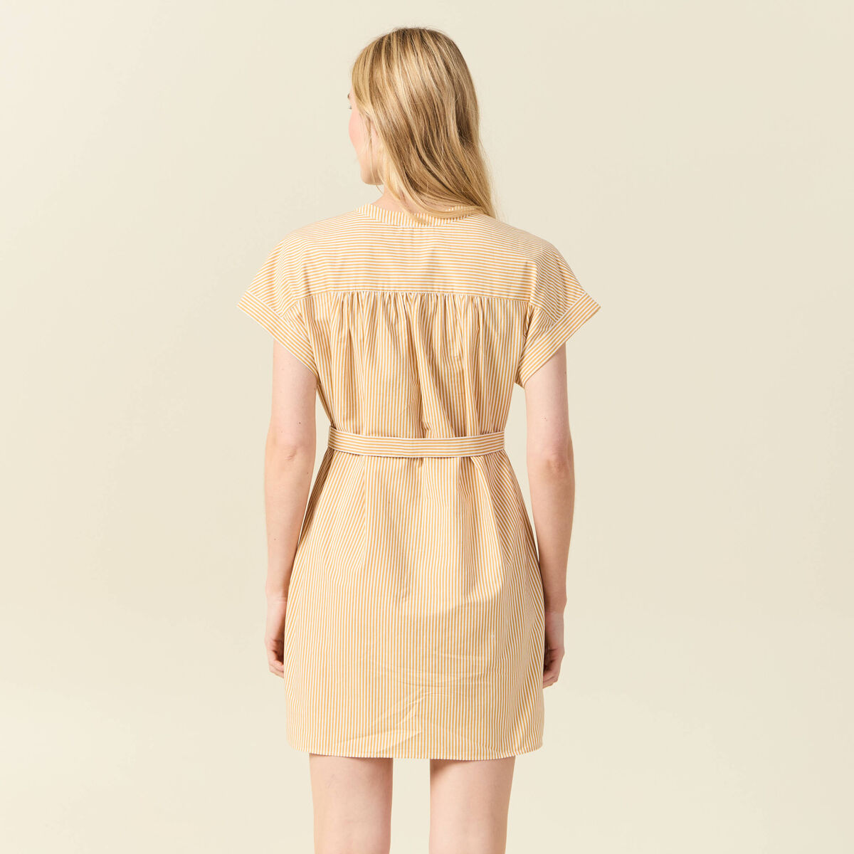 Robe droite ceinturée jaune femme