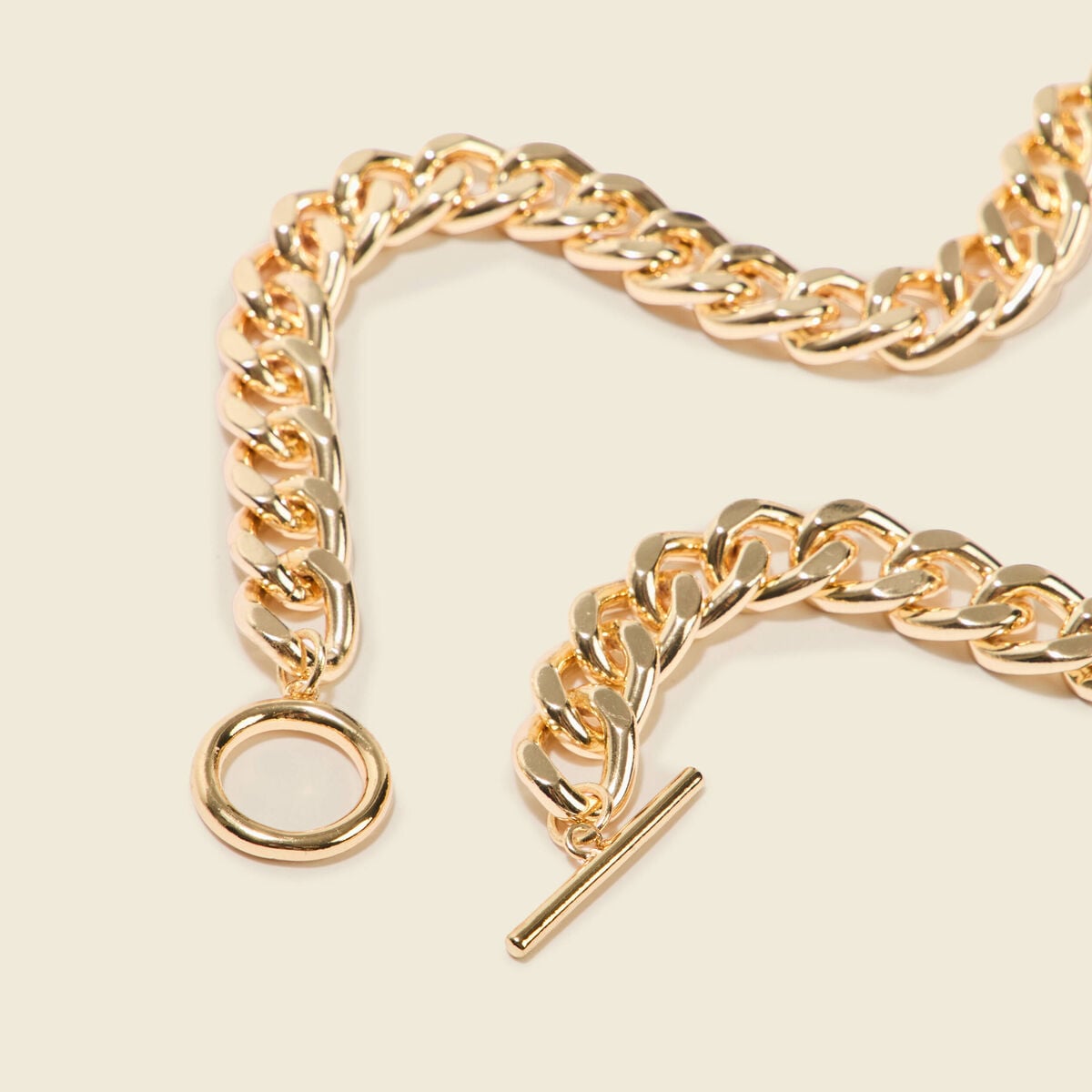 Collier couleur or femme