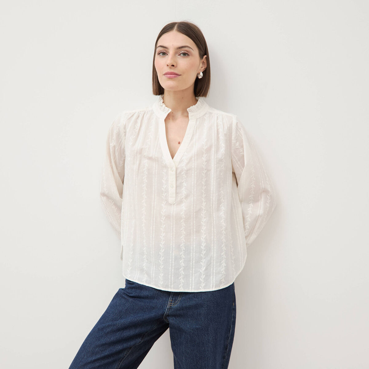 Blouse col mao manches longues en coton ecru femme