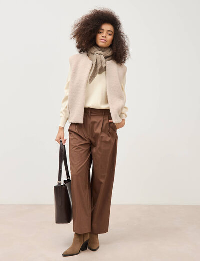 Pull droit col v manches longues creme femme