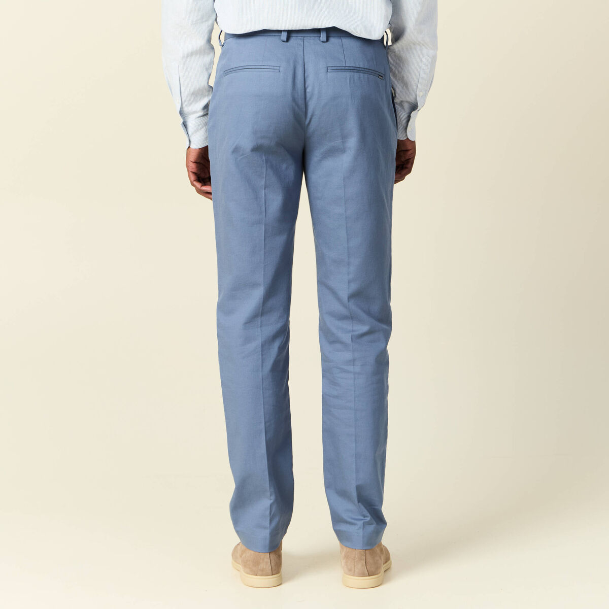 Pantalon chino bleu fonc&eacute; homme
