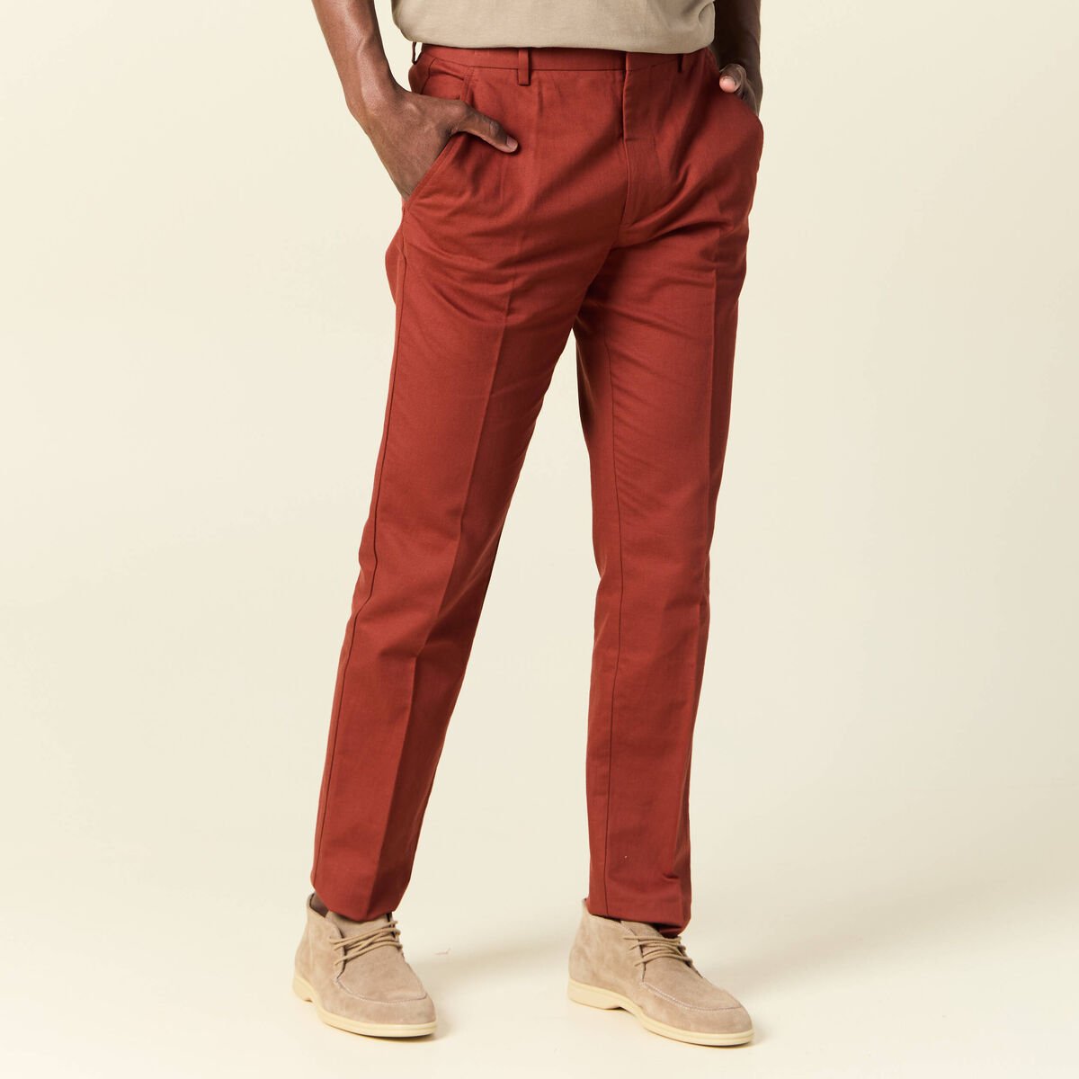 Pantalon chino marron cognac homme