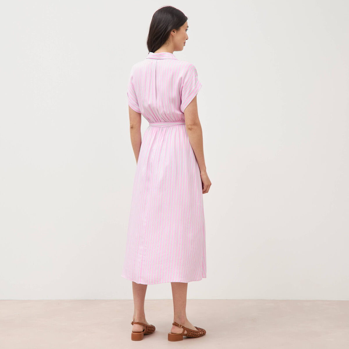 Robe longue &eacute;vas&eacute;e ceintur&eacute;e rose femme