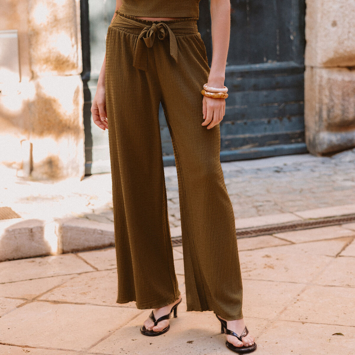 Pantalon loose avec ceinture vert kaki femme